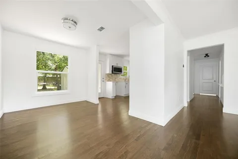 $285,000 | 2267 Tealford Drive, Dallas, TX 75228