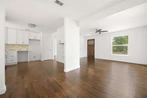 $285,000 | 2267 Tealford Drive, Dallas, TX 75228