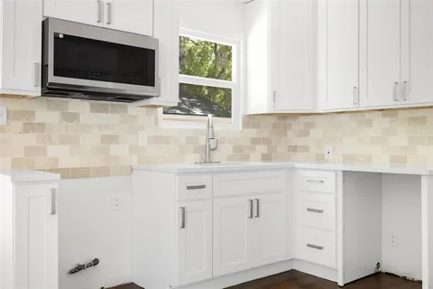 $285,000 | 2267 Tealford Drive, Dallas, TX 75228