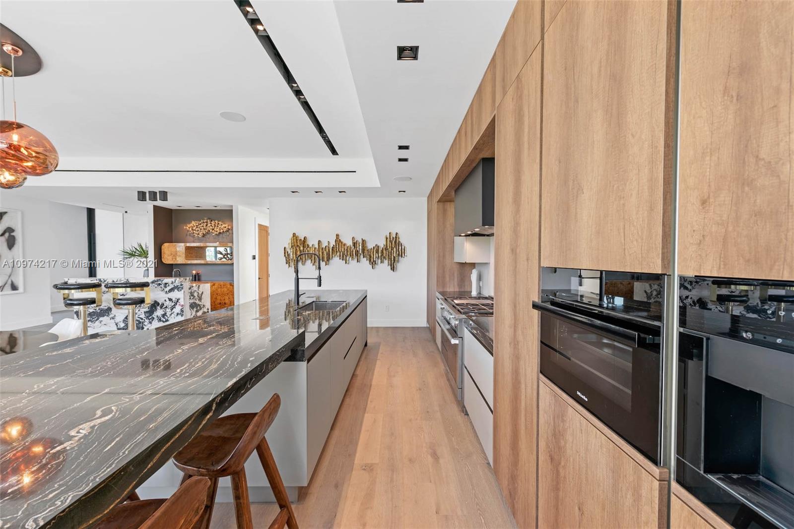 5470 La Gorce Drive Miami Beach, FL 33140 - Photo 18 of 71