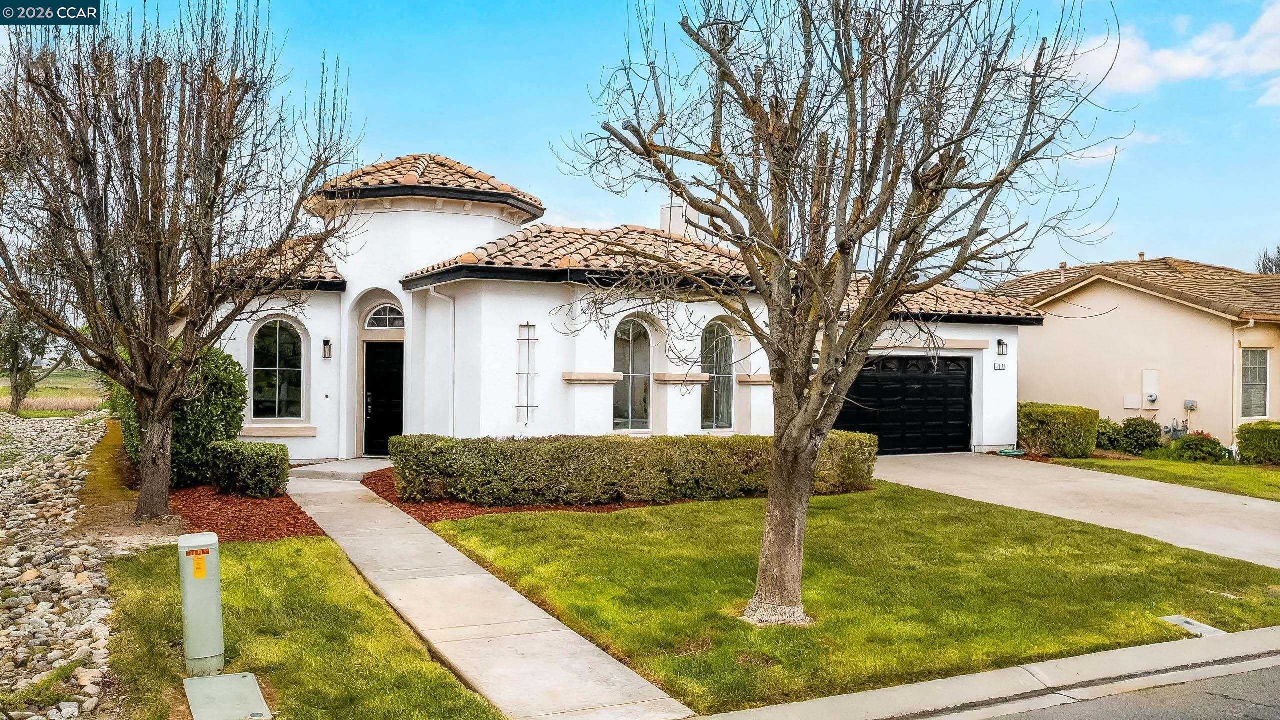 175 Oakridge Way Rio Vista, CA 94571 - Photo 4 of 57