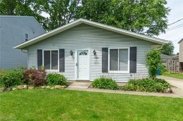 $2,125 | 5922 Albert Avenue, North Ridgeville, OH 44039