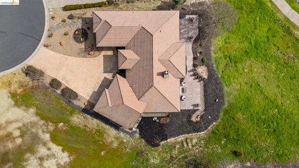 $730,000 | 16 Flagstone Court, Copperopolis, CA 95228