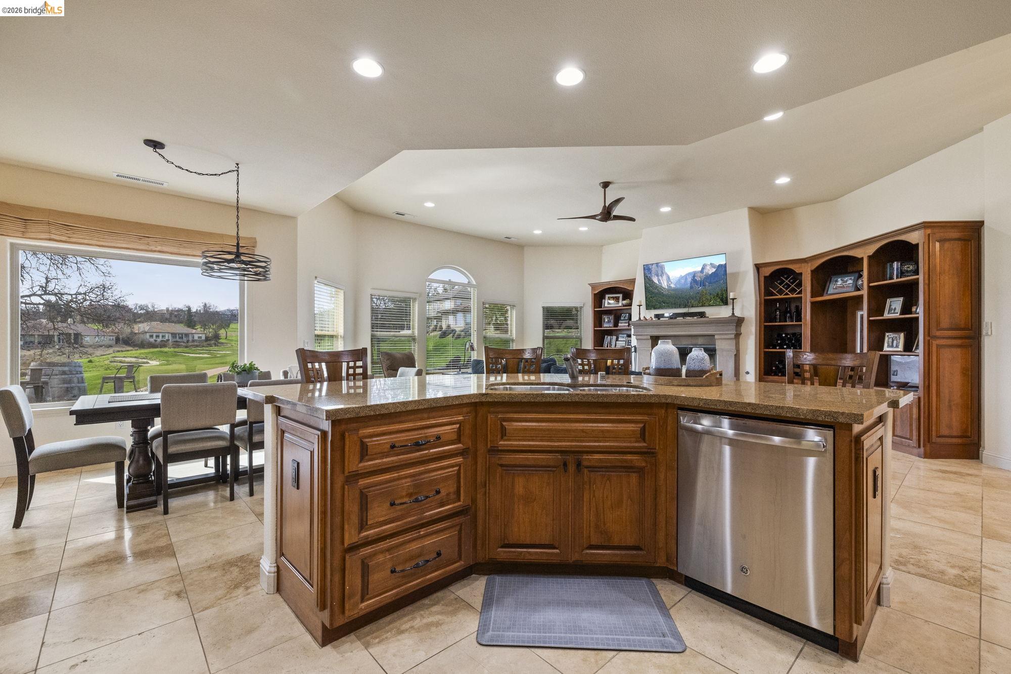 16 Flagstone Court Copperopolis, CA 95228 - Photo 10 of 39