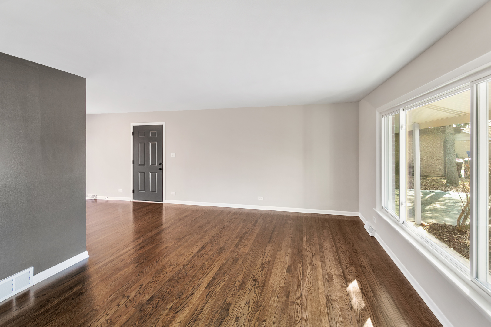 1339 Heather Road Homewood, IL 60430 - Photo 3 of 30