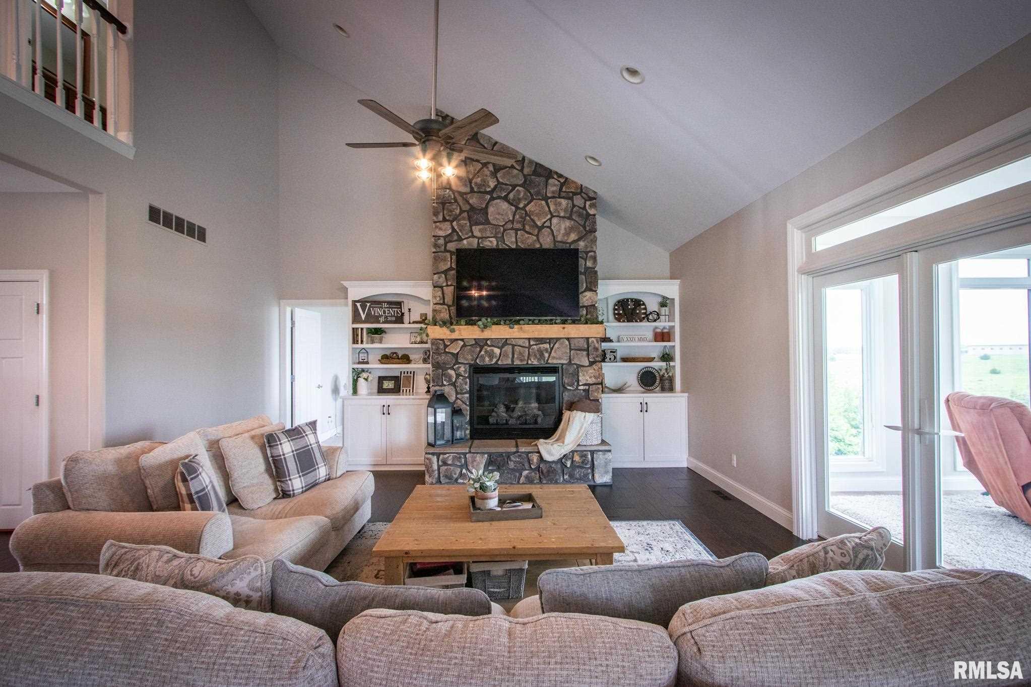380 Grebner Road Metamora, IL 61548 - Photo 11 of 48 Gallery Image 11