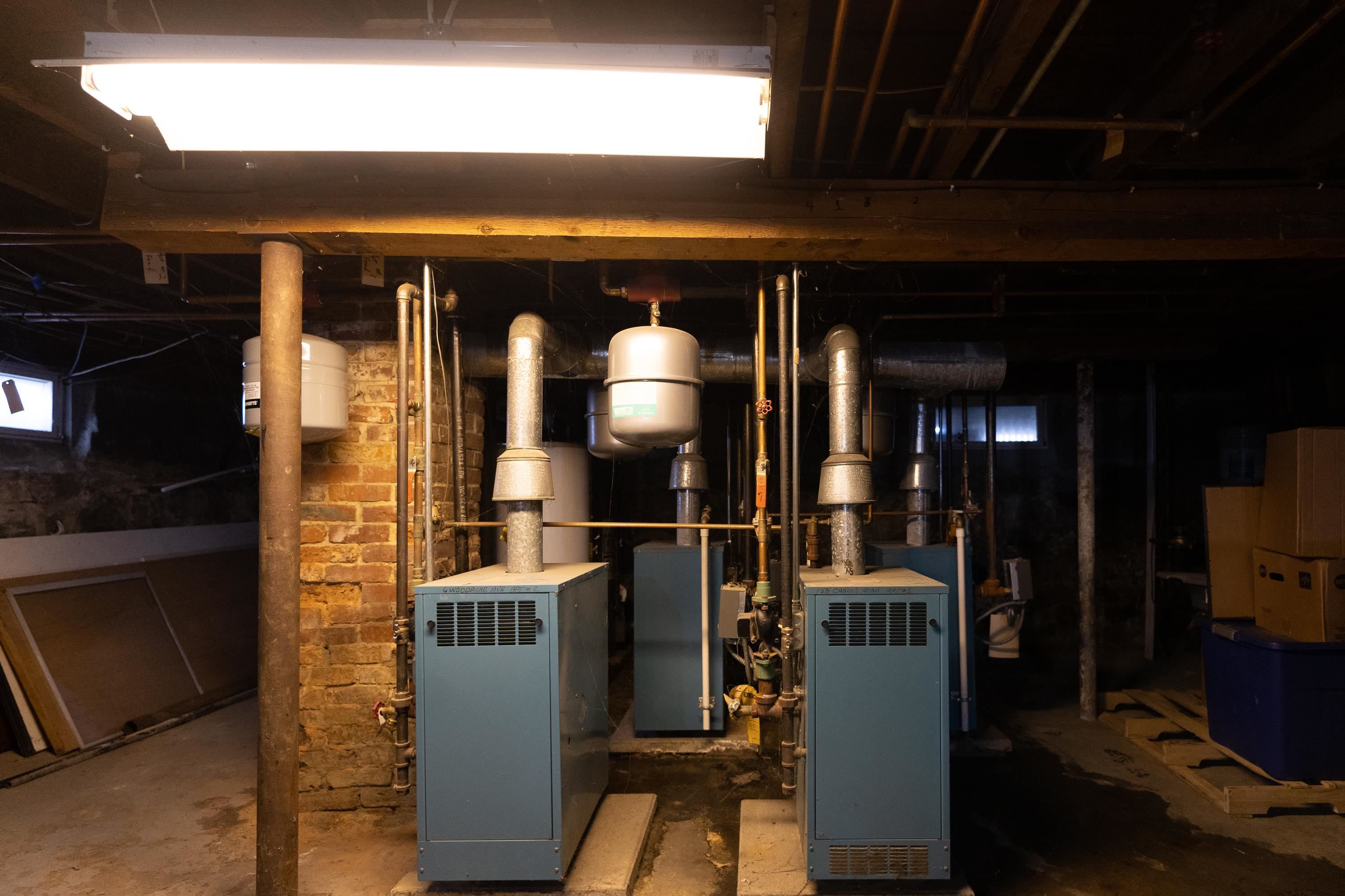 158 Candia Road Manchester, NH 03109 - Photo 12 of 34