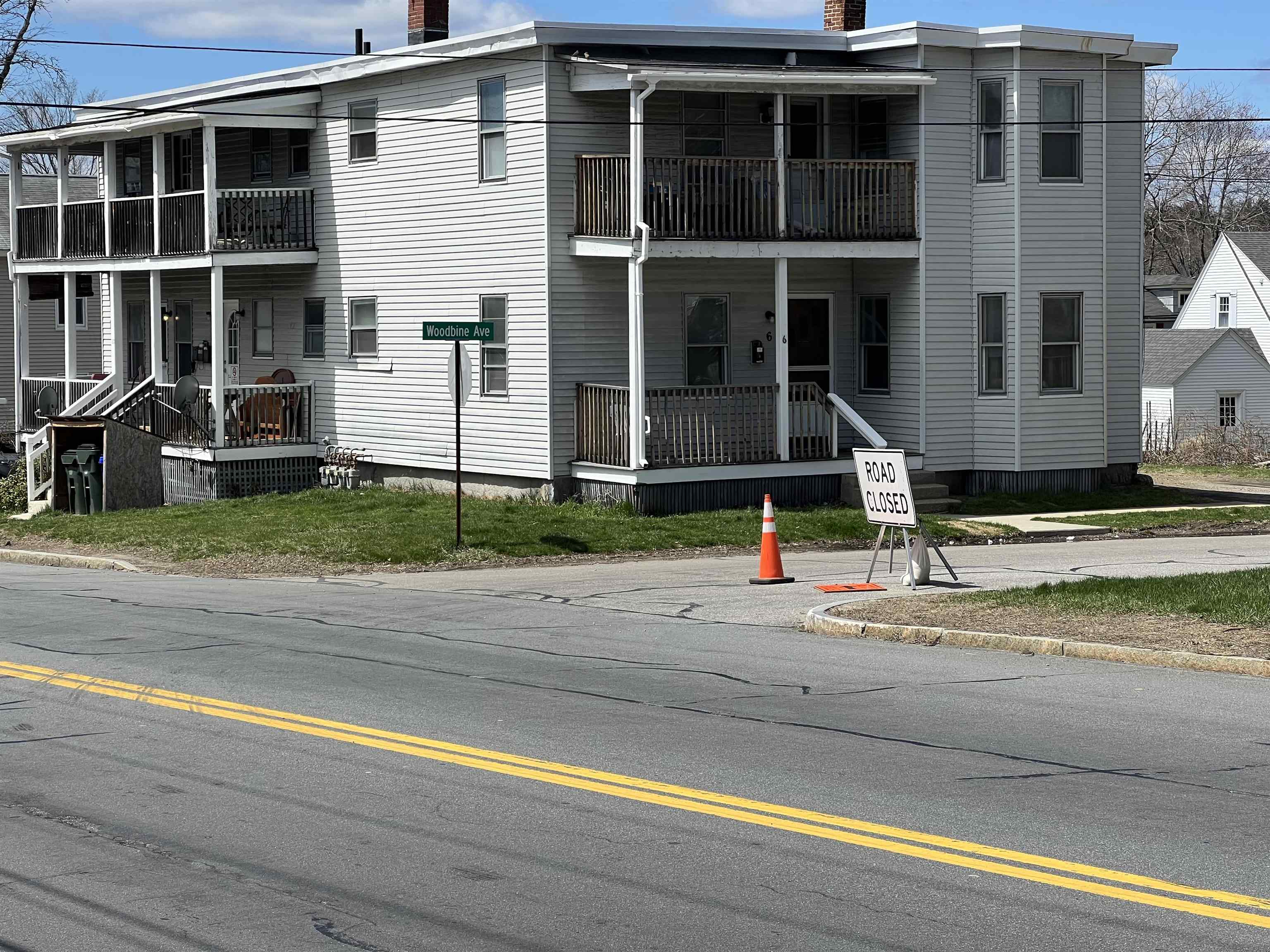 158 Candia Road Manchester, NH 03109 - Photo 2 of 34