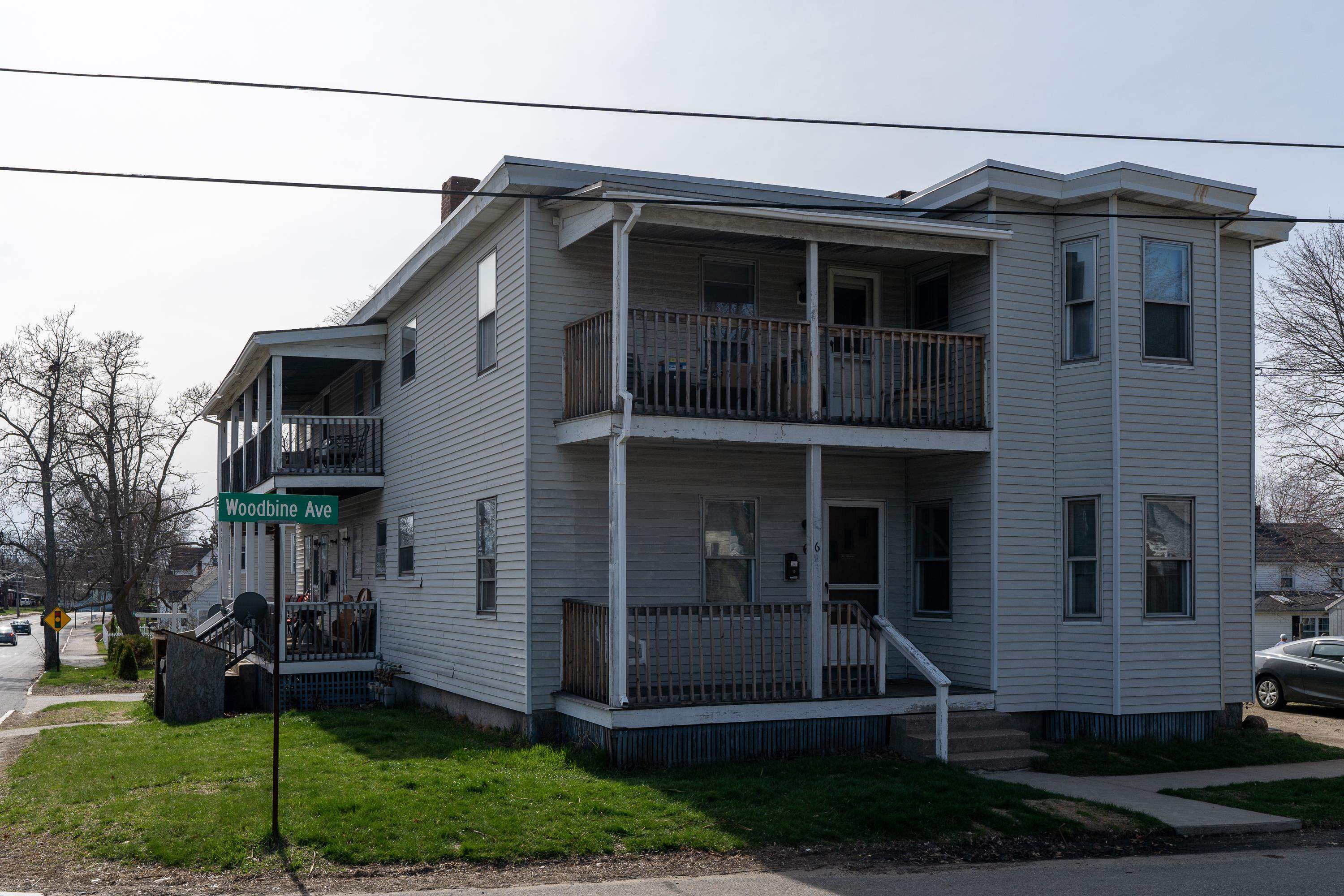 158 Candia Road Manchester, NH 03109 - Photo 3 of 34