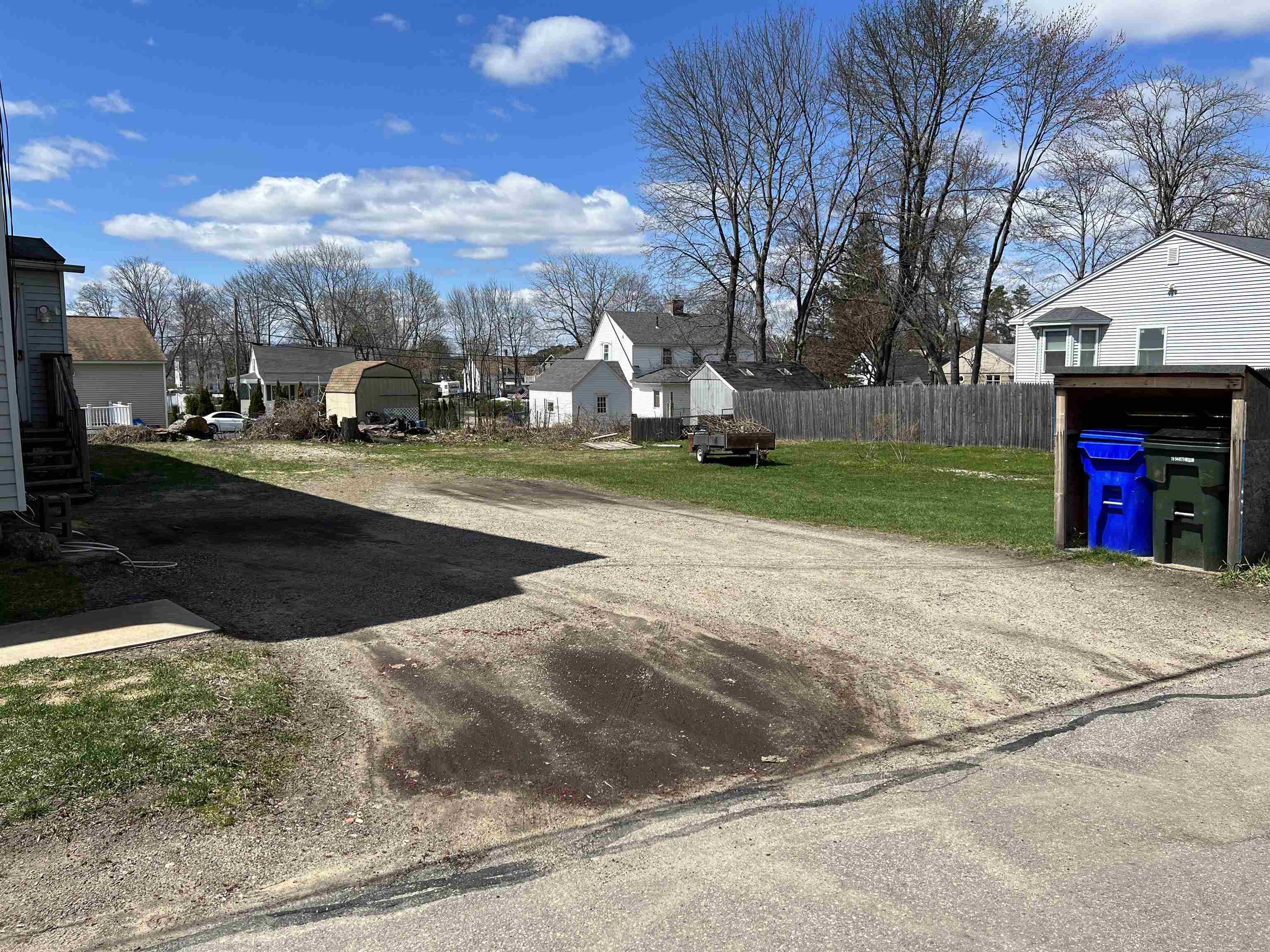 158 Candia Road Manchester, NH 03109 - Photo 4 of 34