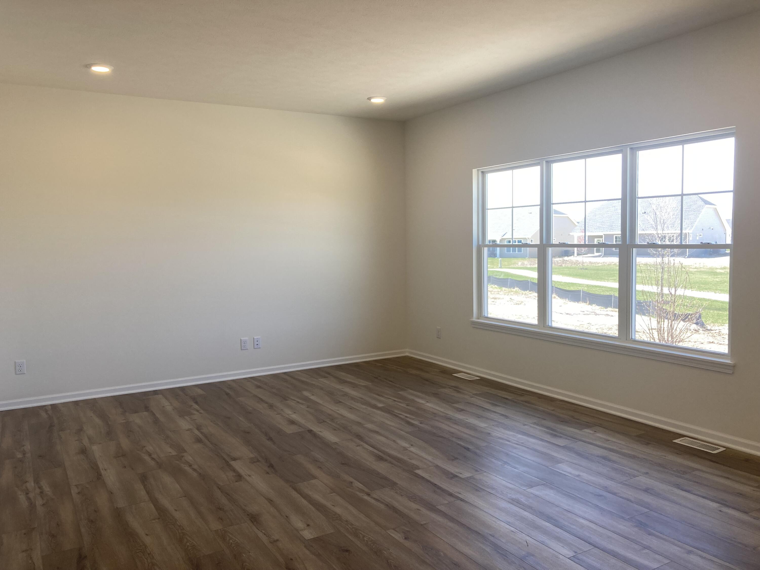 3982 Riverwood Road Valparaiso, IN 46385 - Photo 5 of 16 3000x2250