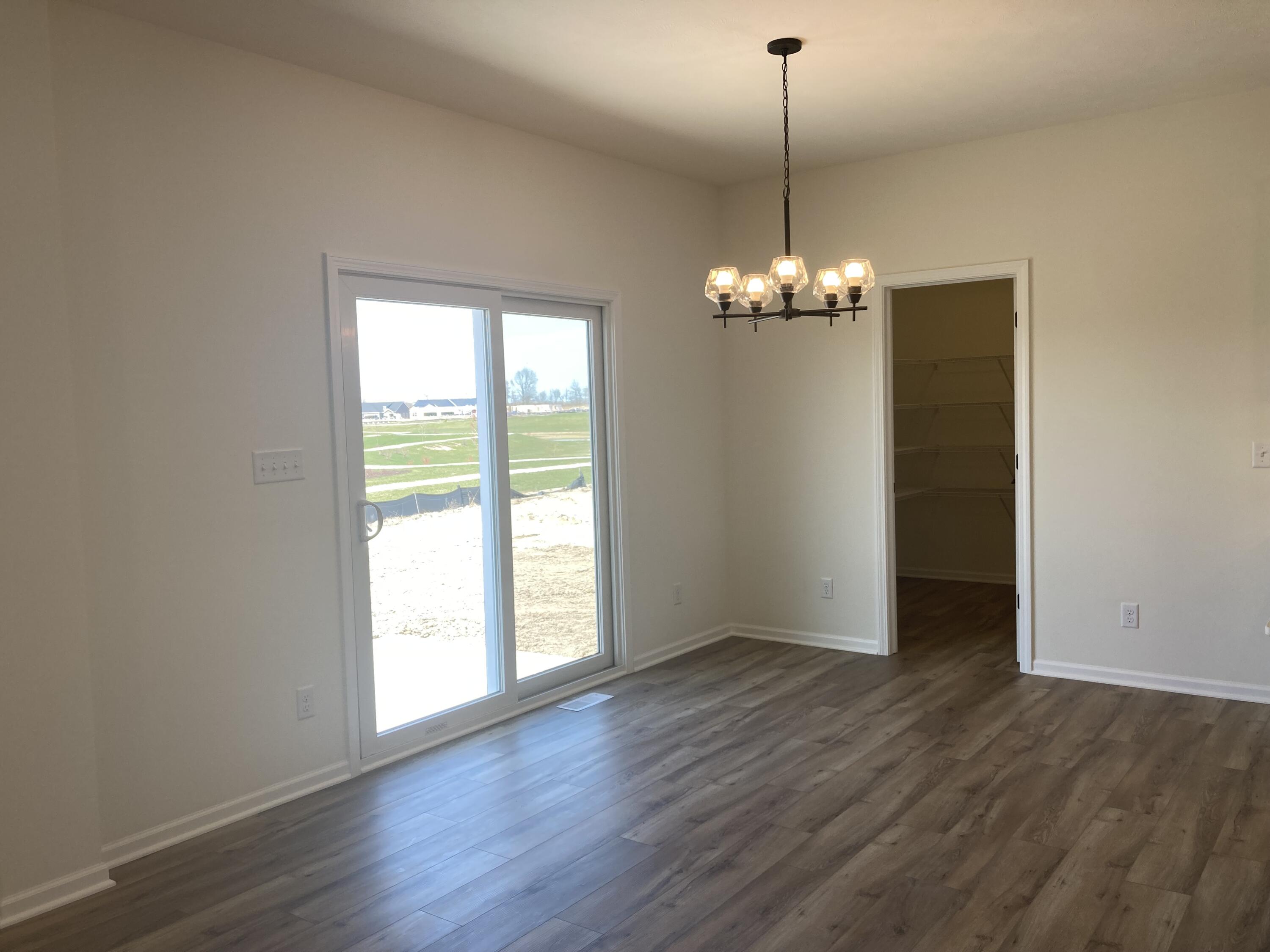 3982 Riverwood Road Valparaiso, IN 46385 - Photo 6 of 16 3000x2250