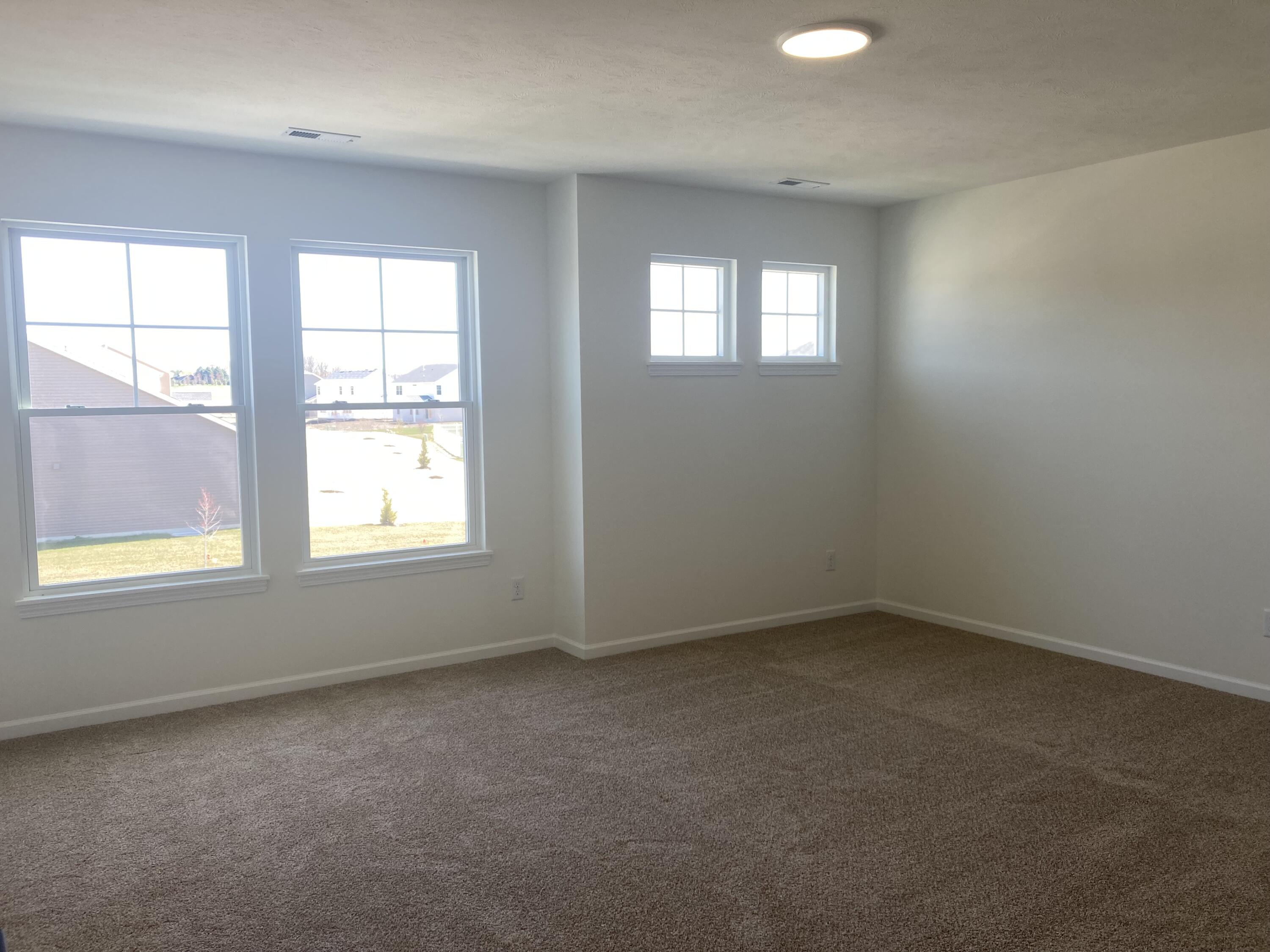 3982 Riverwood Road Valparaiso, IN 46385 - Photo 8 of 16 3000x2250