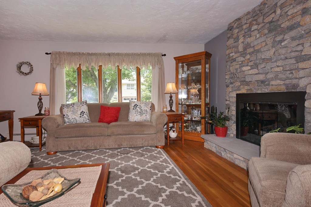 33 Homer Road Arlington, MA 02476 - Photo 3 of 30
