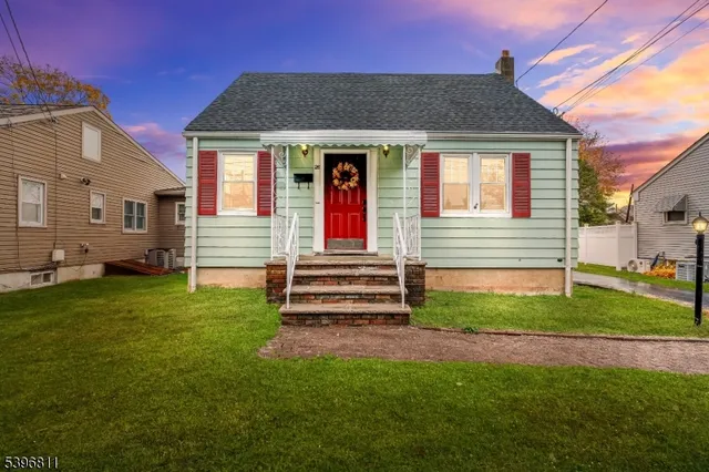 $2,650 | 26 Glaser Avenue, Raritan, NJ 08869