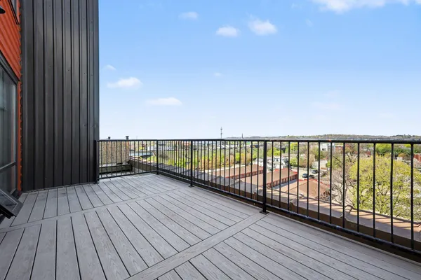 $439,900 | 600 Broadway Avenue Northwest, Unit 620A, Grand Rapids, MI 49504