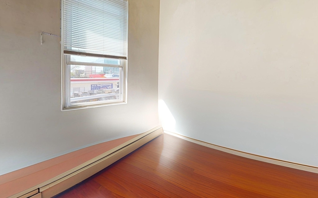 18 South Huntington Avenue, Unit 2 Boston, MA 02130 - Photo 3 of 10