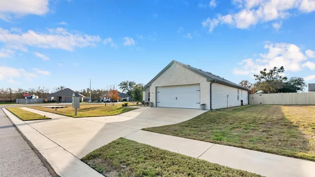 $279,999 | 140 Rylee Road, Burnet, TX 78611