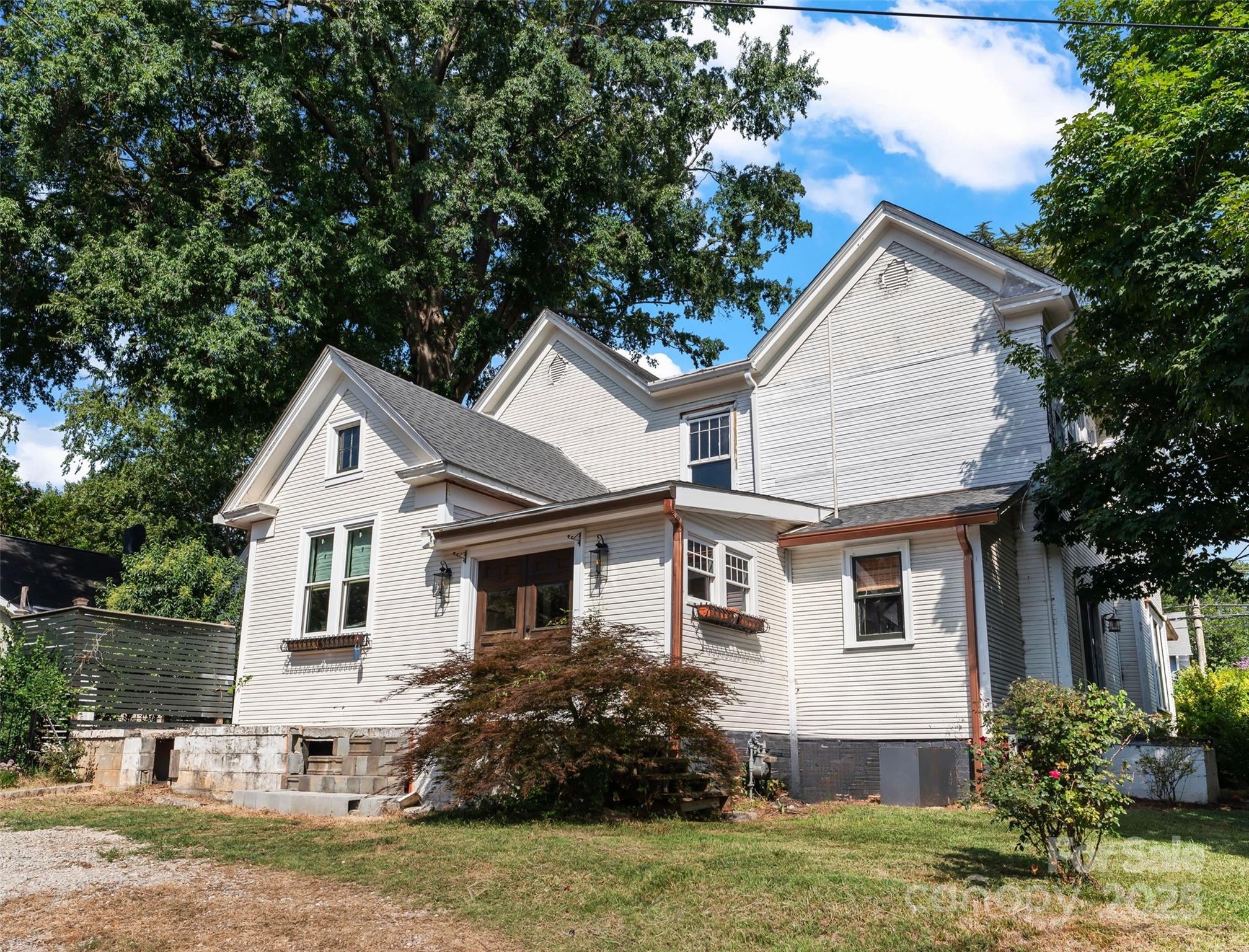 701 South Fulton Street Salisbury, NC 28144 - Photo 21 of 21 a front view of a house with garden