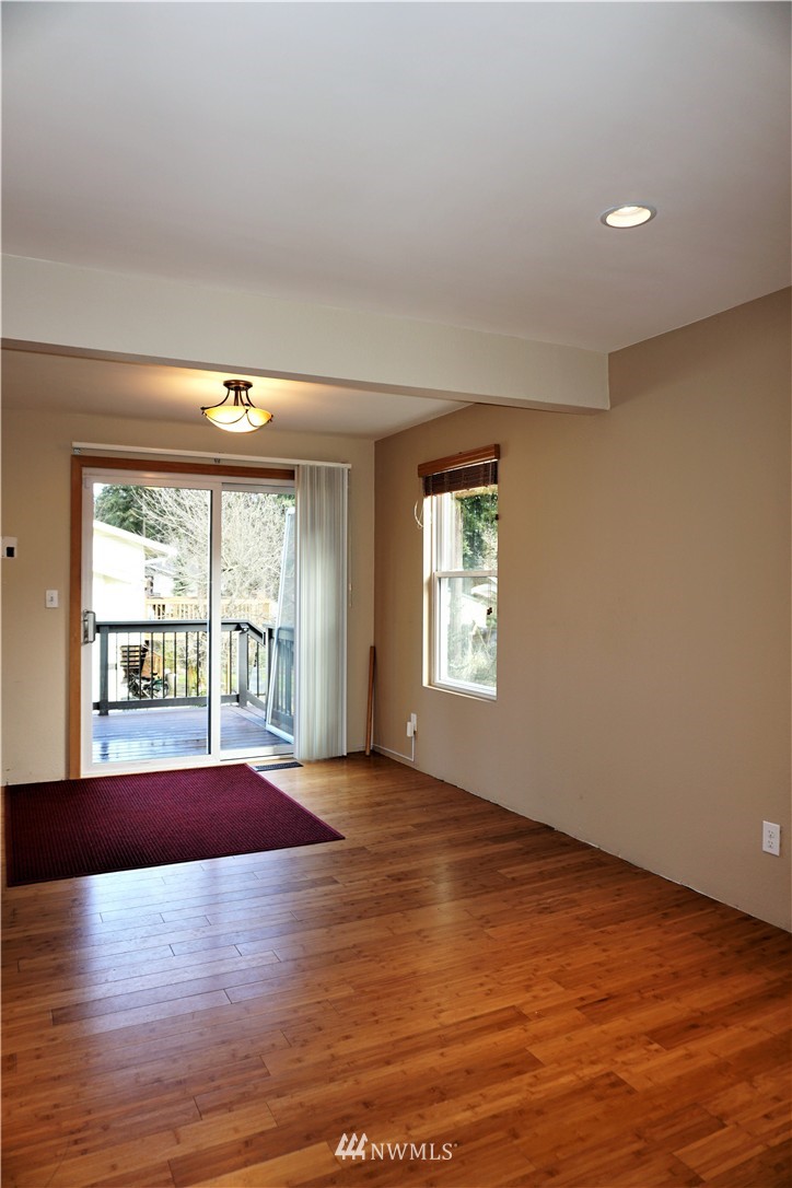 1027 200th Place Southeast Bothell, WA 98012 - Photo 8 of 19