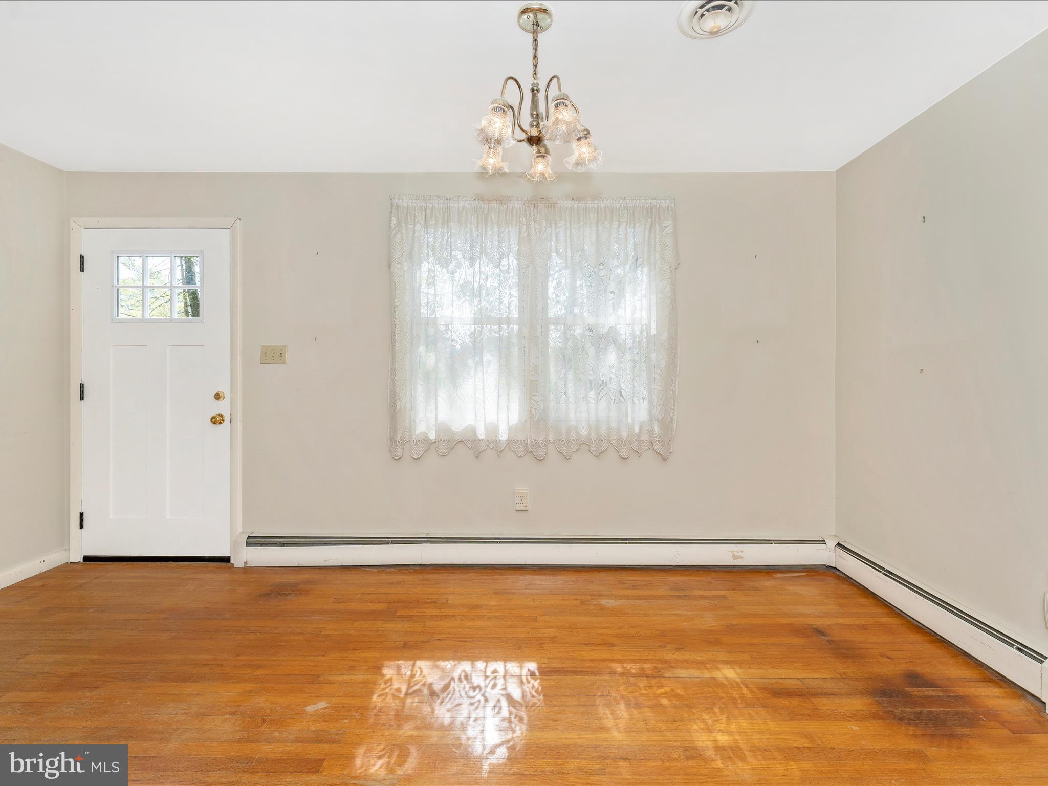 5408 Stone Road Frederick, MD 21703 - Photo 21 of 94 Dining Room