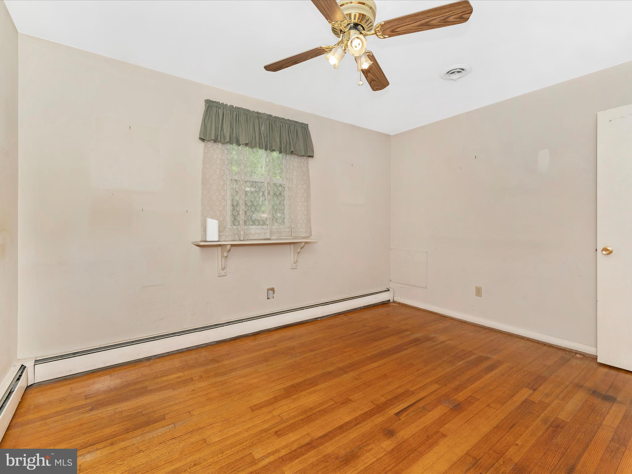 5408 Stone Road Frederick, MD 21703 - Photo 51 of 94 Bedroom 2