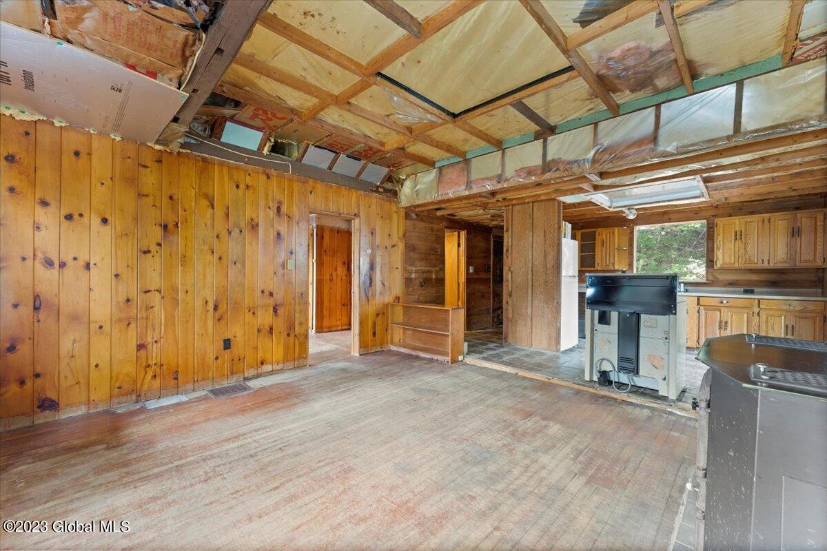 575 Moon Hill Road Lake George, NY 12845 - Photo 8 of 22 11-DOD01647