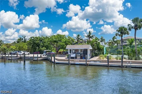 $479,900 | 16600 Bocilla Island Club Drive, Unit 35, Bokeelia, FL 33922