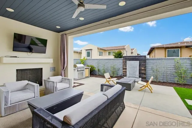 $3,250,000 | 6682 Elegante Way, San Diego, CA 92130