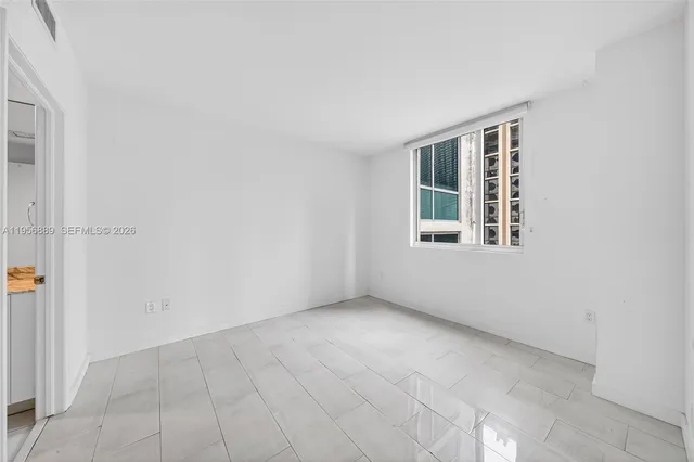 $4,500 | 500 Brickell Avenue, Unit 501, Miami, FL 33131