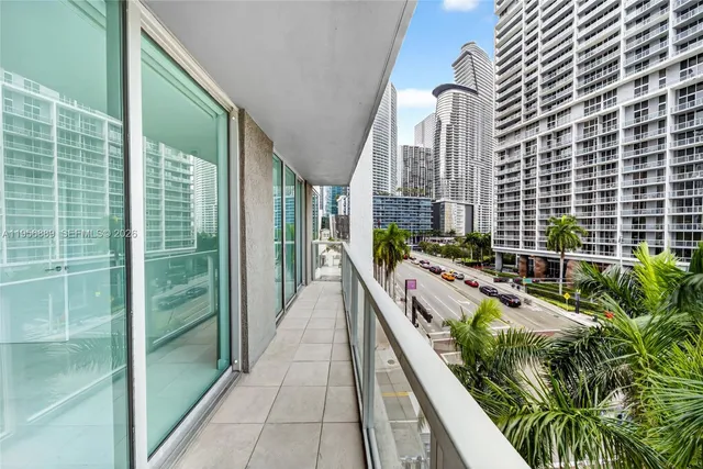 $4,500 | 500 Brickell Avenue, Unit 501, Miami, FL 33131