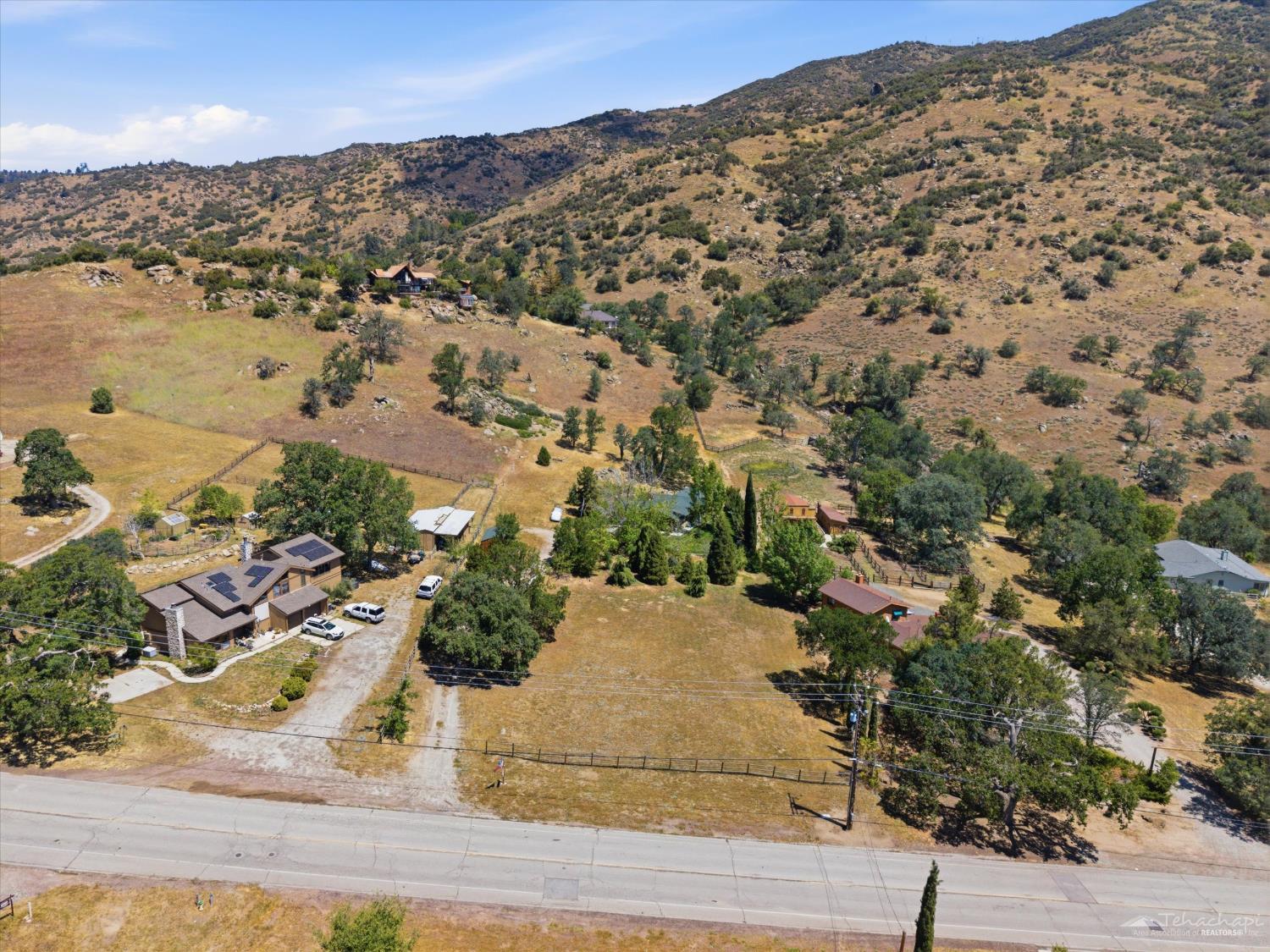 25981 Bear Valley Road Tehachapi, CA 93561 - Photo 35 of 37 Gallery Image 35