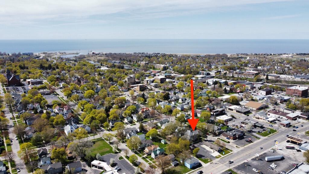 339 2nd Street Manistee, MI 49660 - Photo 8 of 45