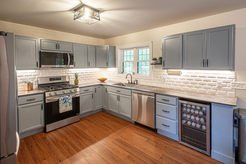 36 Campbell Road Plainfield, MA 01070 - Photo 11 of 42