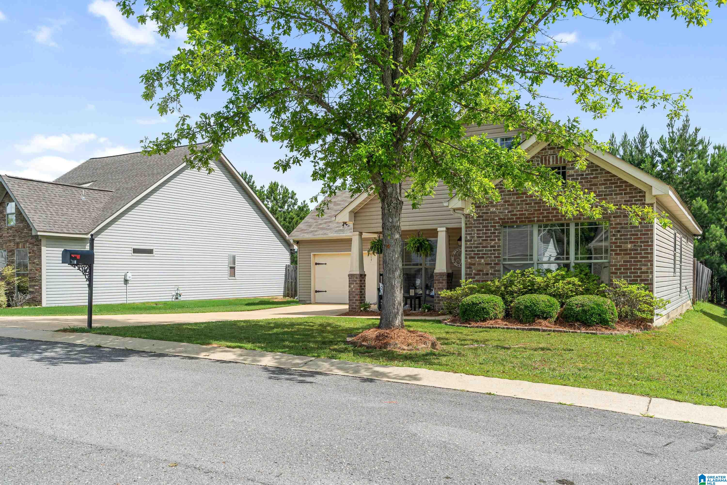 554 Village Springs Lane Springville, AL 35146 - Photo 3 of 30