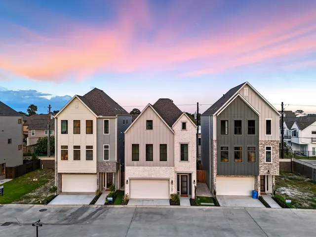 $654,999 | 1704 Sedola Lane, Houston, TX 77055