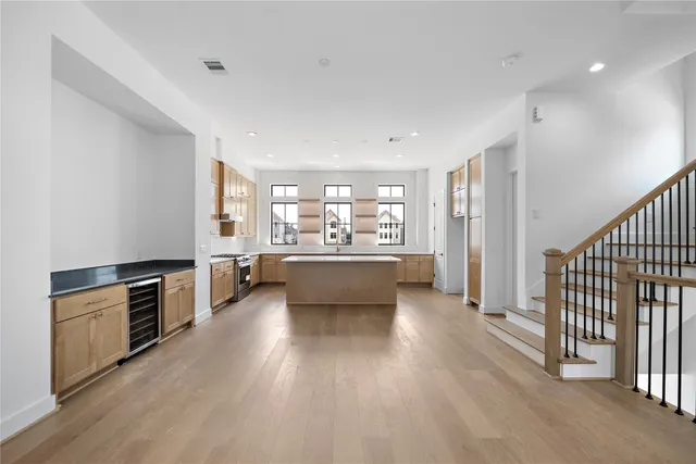 $654,999 | 1704 Sedola Lane, Houston, TX 77055