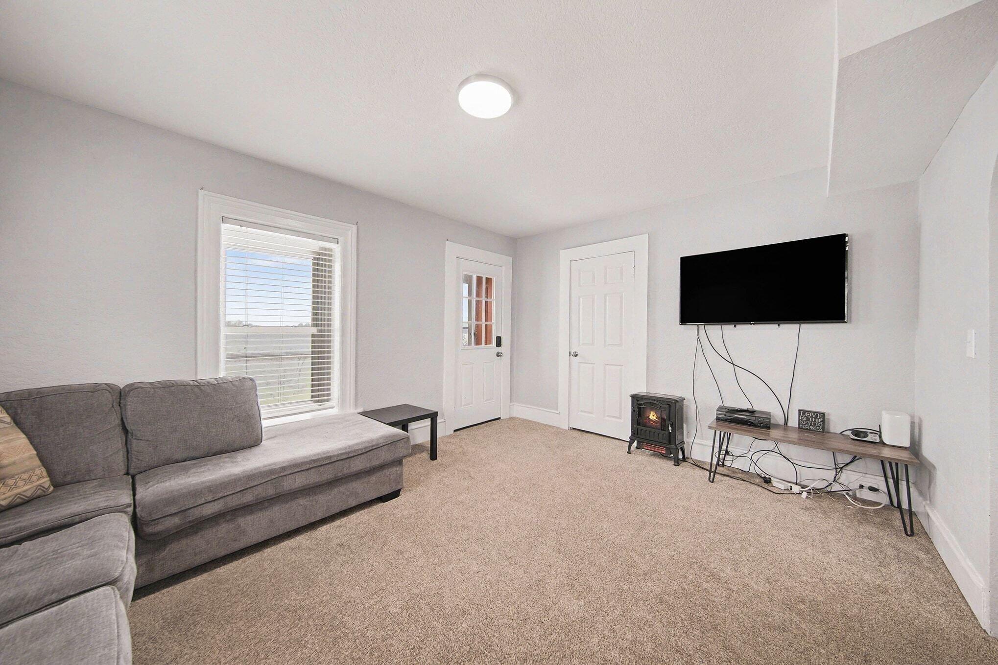 10091 Concord Road Jonesville, MI 49250 - Photo 6 of 30 006_dscf3674_583