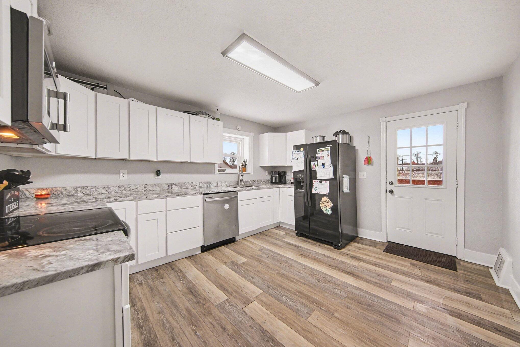 10091 Concord Road Jonesville, MI 49250 - Photo 9 of 30 009_dscf3709_440