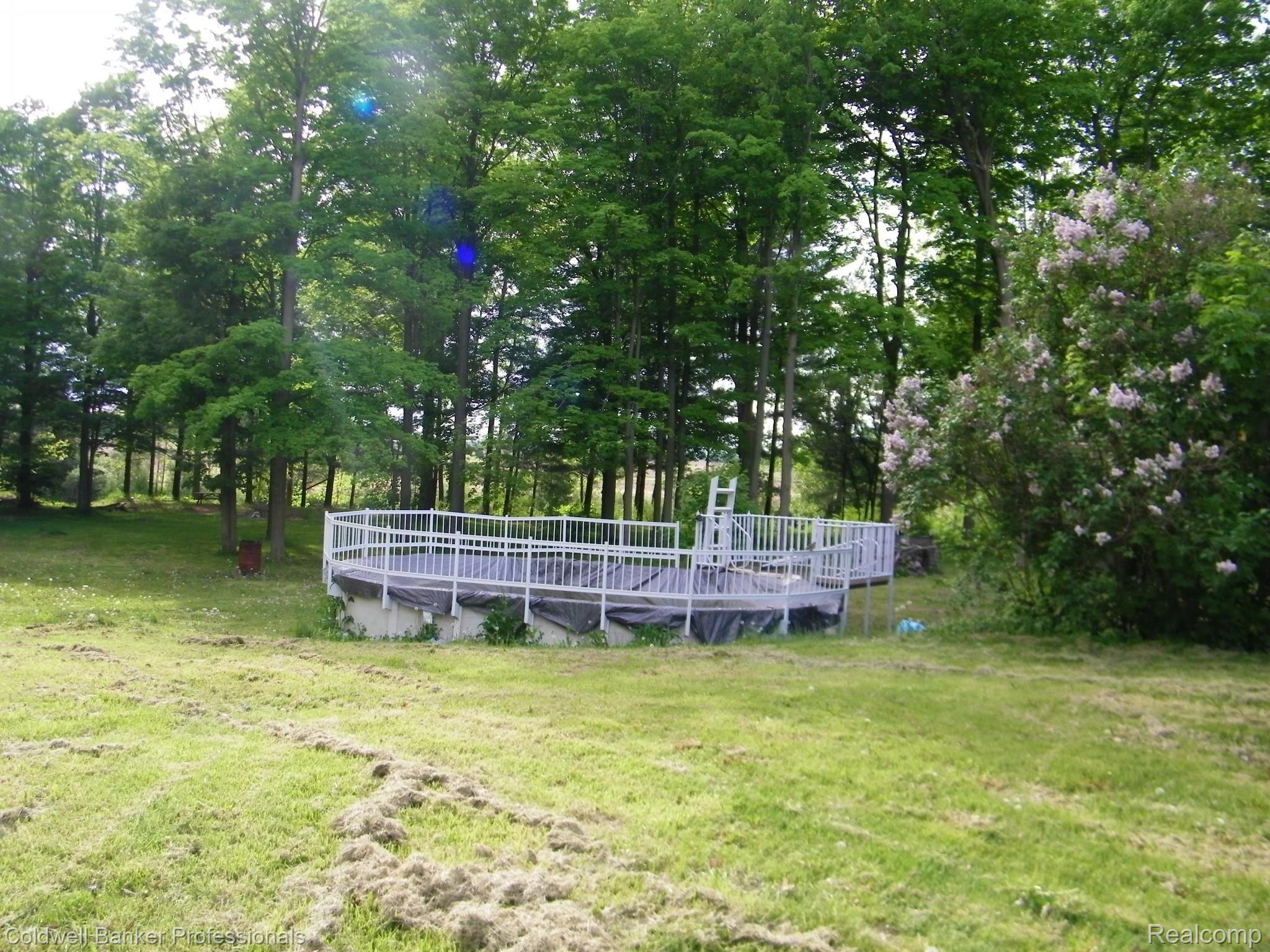 1830 Boyne Road Marlette, MI 48453 - Photo 3 of 25 102_0186.JPG