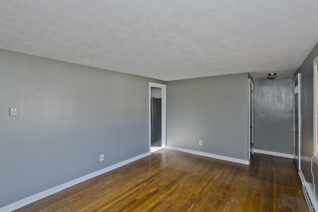 74 Judith Street Springfield, MA 01118 - Photo 12 of 27