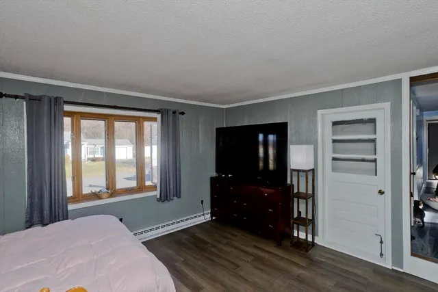 $279,900 | 74 Judith Street, Springfield, MA 01118