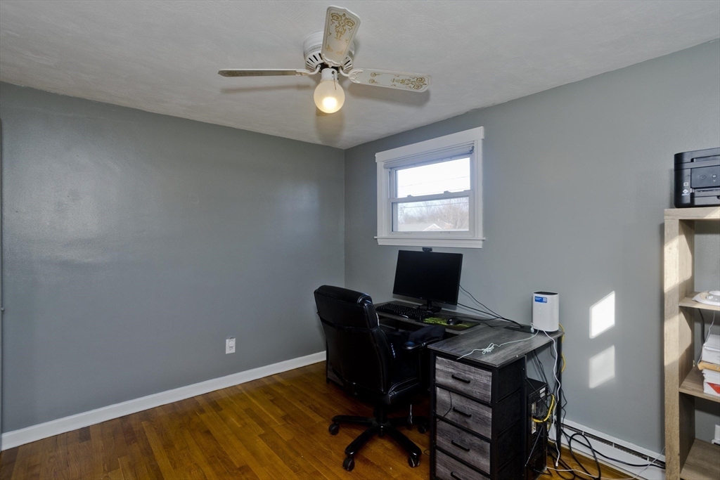 74 Judith Street Springfield, MA 01118 - Photo 19 of 27