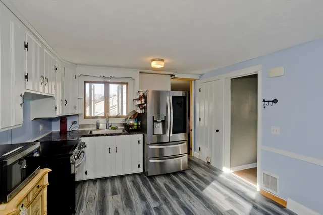 $279,900 | 74 Judith Street, Springfield, MA 01118