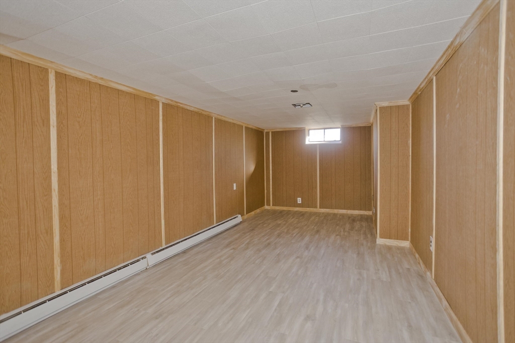 74 Judith Street Springfield, MA 01118 - Photo 21 of 27