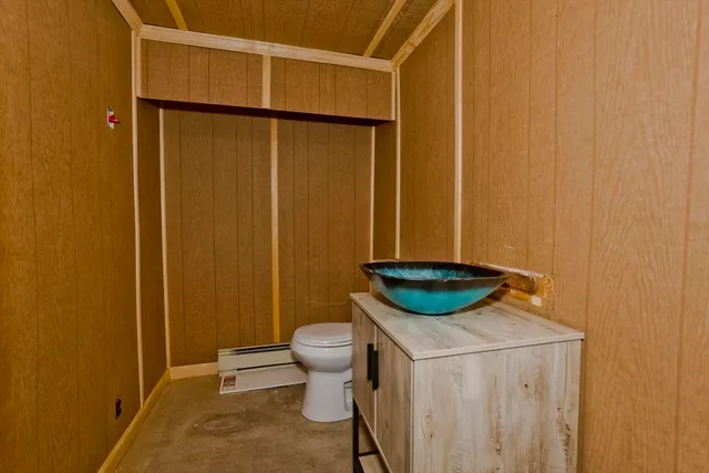 $279,900 | 74 Judith Street, Springfield, MA 01118