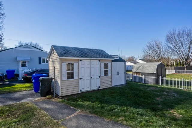 $279,900 | 74 Judith Street, Springfield, MA 01118