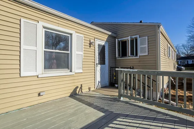 $279,900 | 74 Judith Street, Springfield, MA 01118