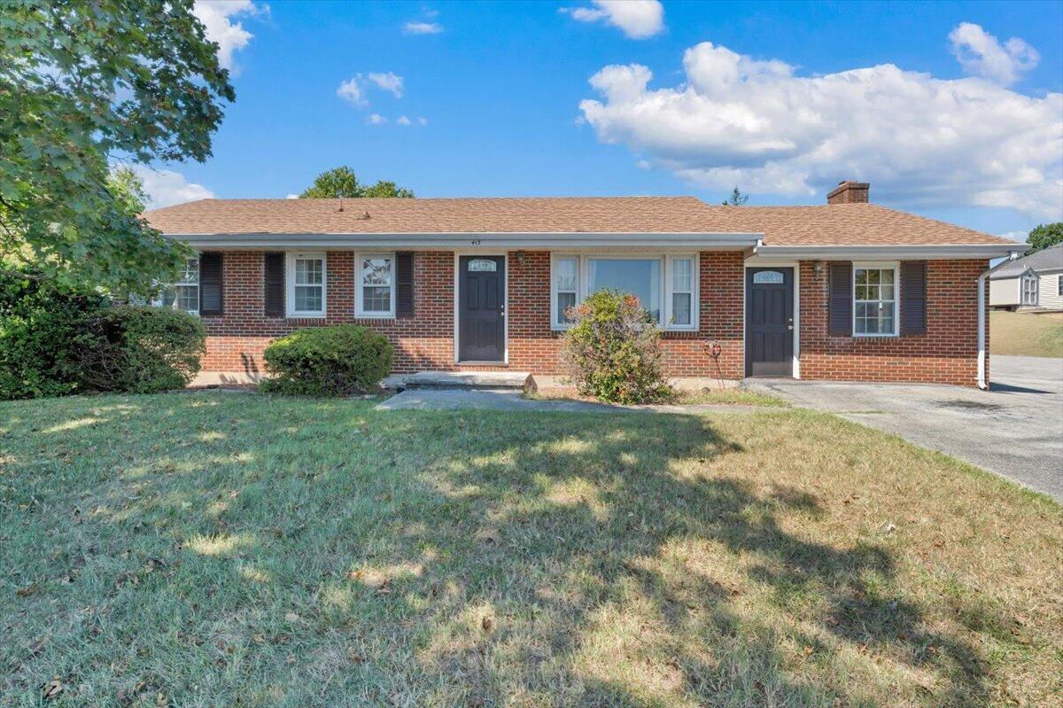413 Decatur Circle Salem, VA 24153 - Photo 1 of 37 01-MIB05910-R5