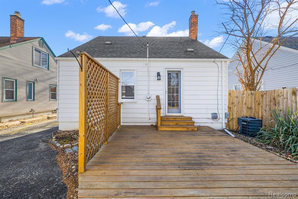 3328 Chester Road Royal Oak, MI 48073 - Photo 39 of 42